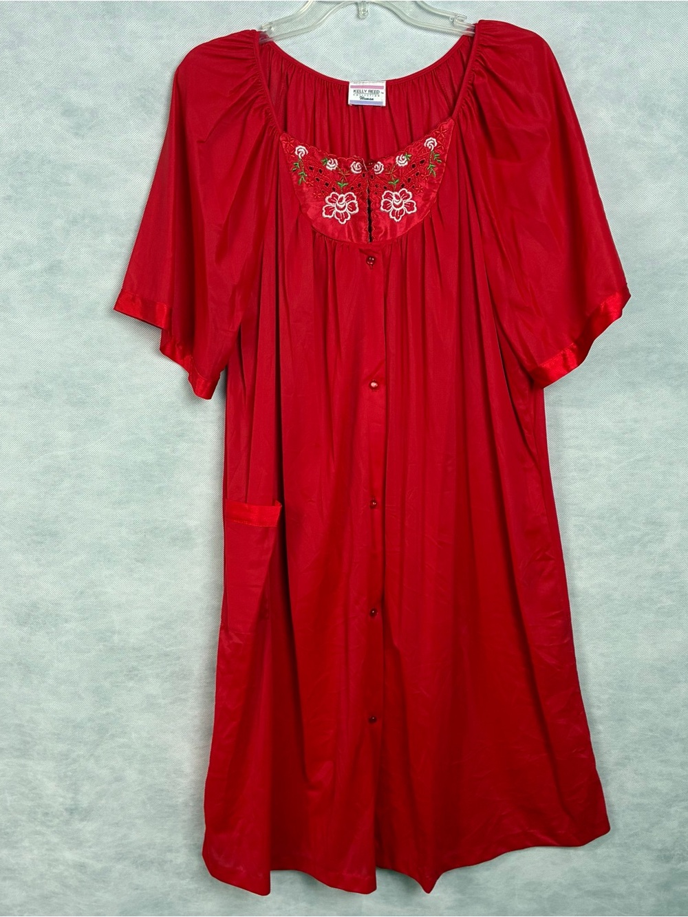 Vintage Kelly Reed Collection Woman Nylon Nightgown 1 Pocket Red 1X  Flaw